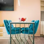 Apartment Lux Erato - 10 Min Walk - Free Parking *