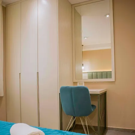 Appartement Lux Erato - 10 Min Walk - Free Parking