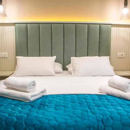 Lux Erato - 10 Min Walk - Free Parking